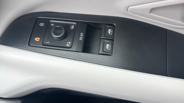 Ford Capri 210kW Premium 77kWh 5dr Auto Electric Estate